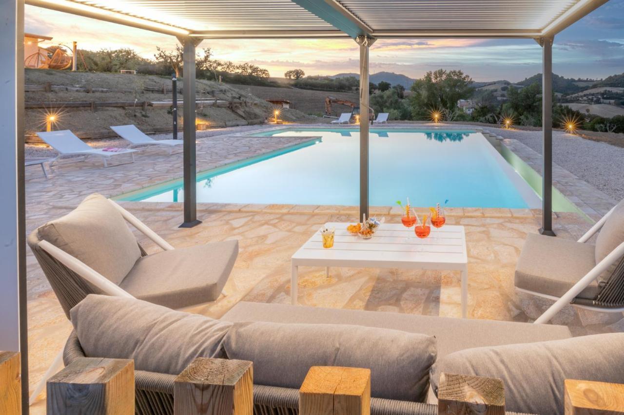 Casal Del Sole - La Ginestra Apartman Montefelcino Kültér fotó