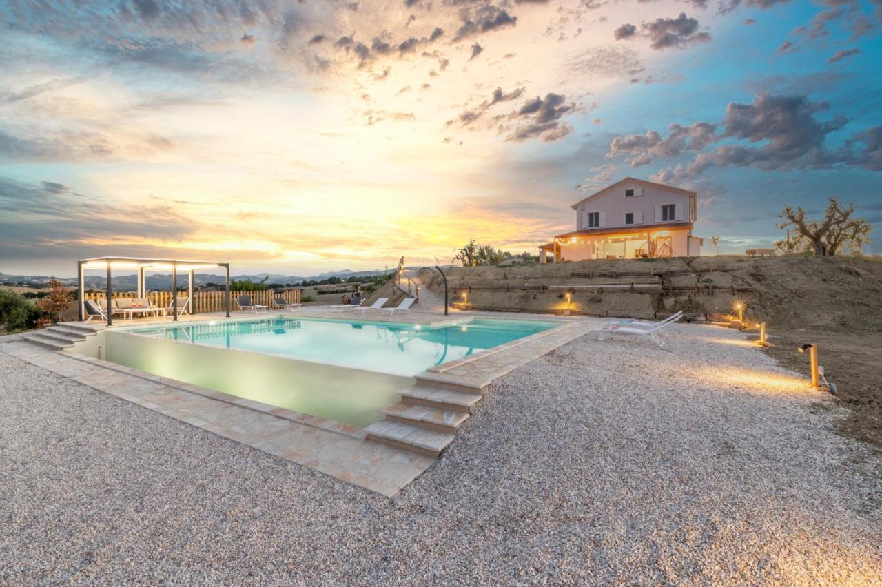 Casal Del Sole - La Ginestra Apartman Montefelcino Kültér fotó