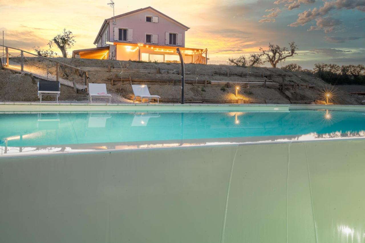 Casal Del Sole - La Ginestra Apartman Montefelcino Kültér fotó