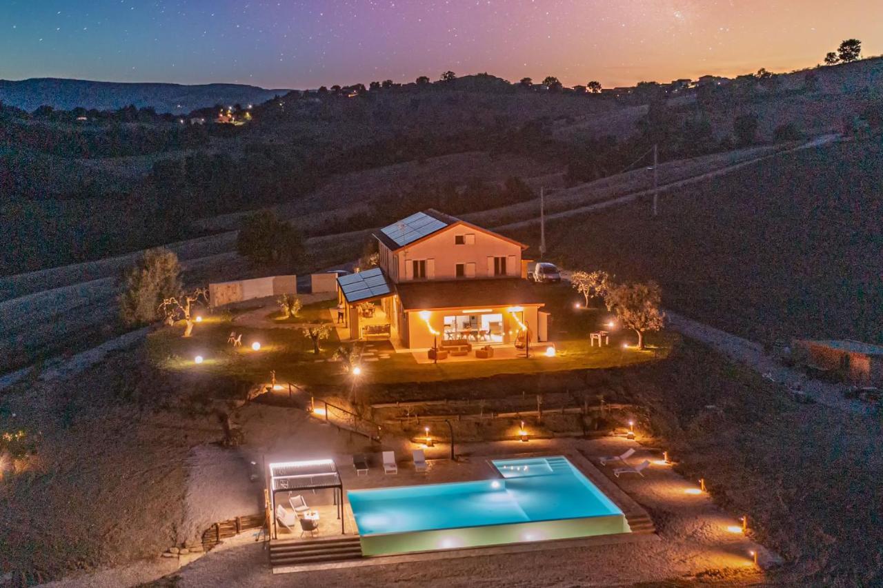 Casal Del Sole - La Ginestra Apartman Montefelcino Kültér fotó